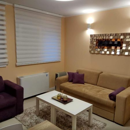 Apartment Cherry Gold Зренянин Экстерьер фото